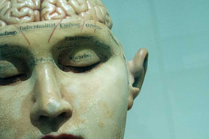 Lee más sobre el artículo Tabula rasa: explora tu mente y cuerpo sin prejuicios